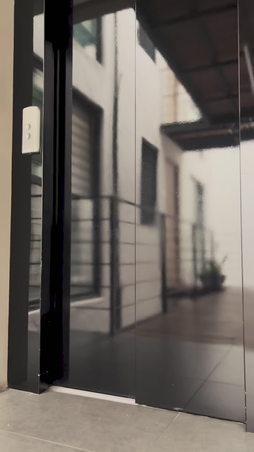 Cargar video: 